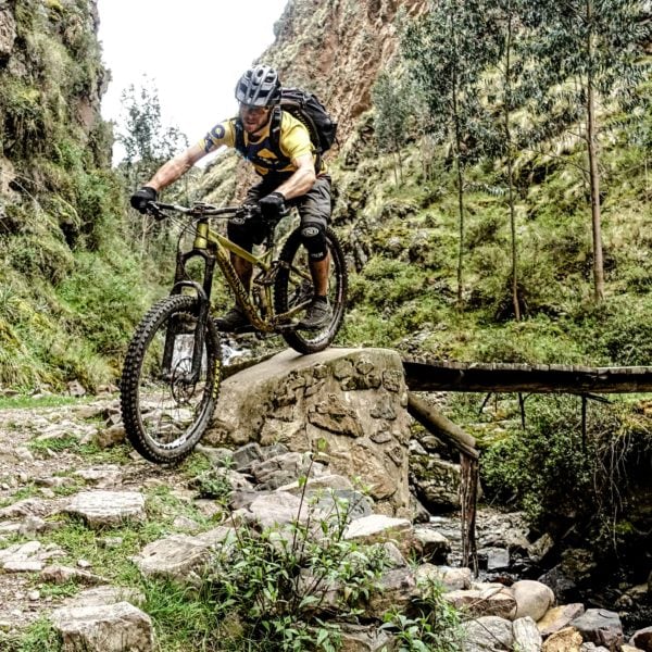 Sacred Trails Peru Banner Mountainbike Mountainbikereisen MTB