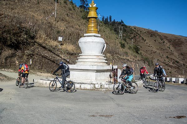 Bikereise durch das Königreich Bhutan