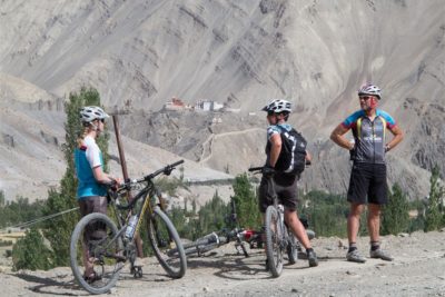 Bikereise in Ladakh: Goldener Herbst