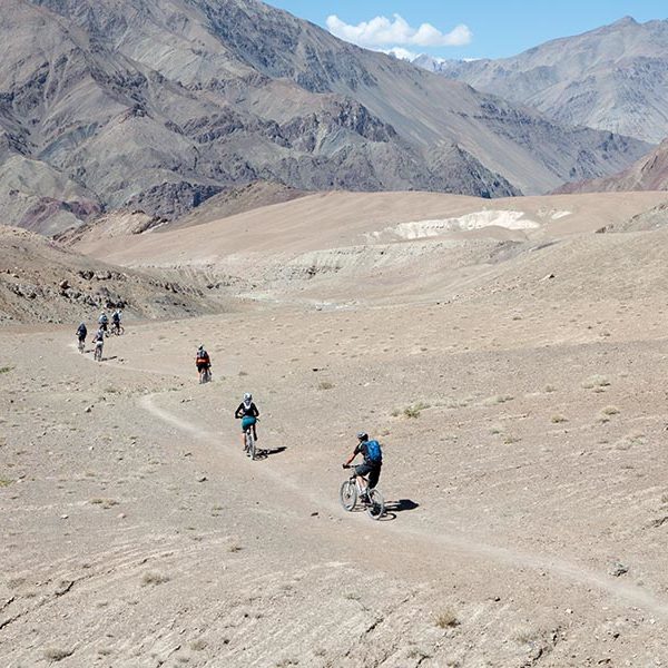 Bikereise in Ladakh: Goldener Herbst